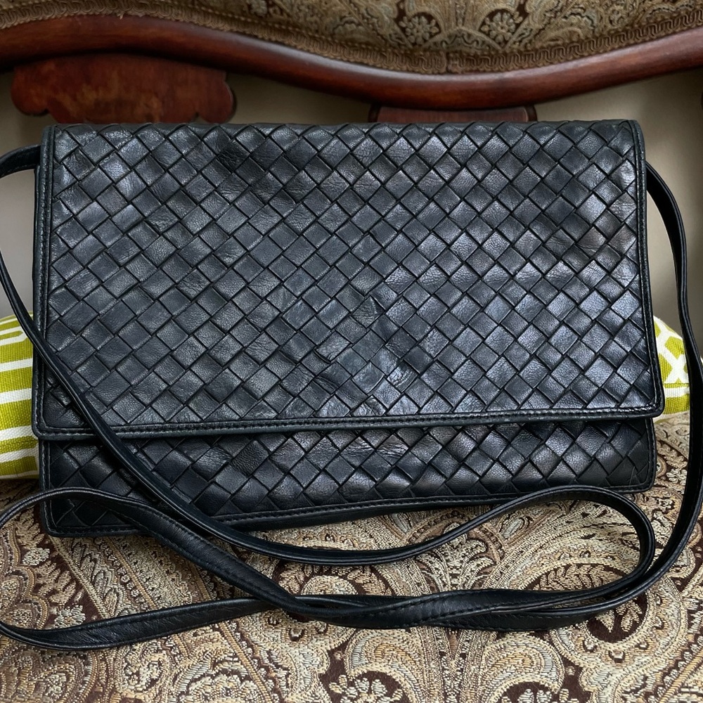 WALTER KATTEN Black Woven Lambskin Leather Crossbody Bag Italy intrecciato